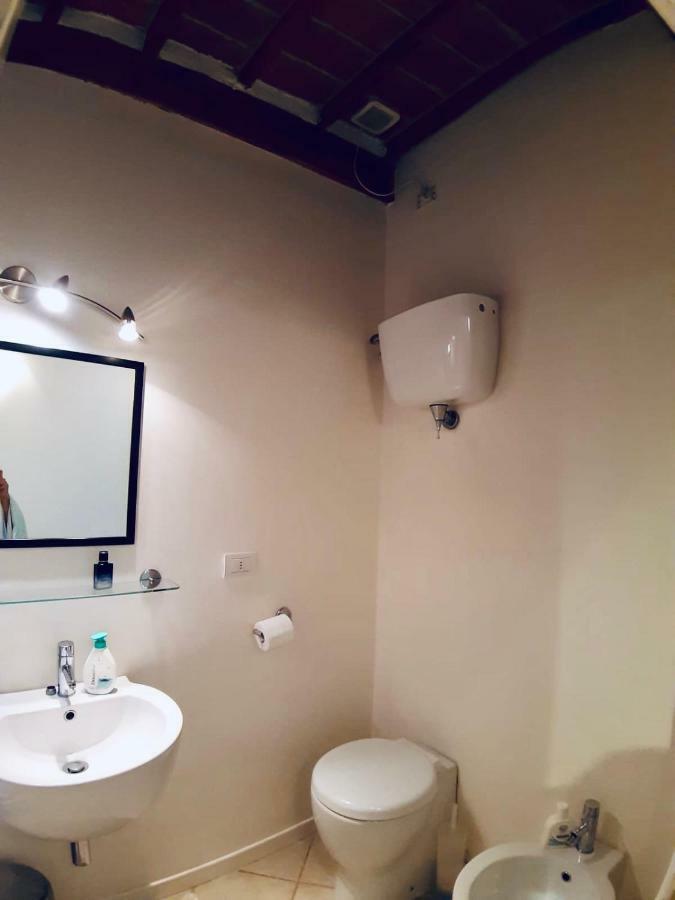 Le Deja Vue Apartment ชิตตา ดิ กัสเตลโล ภายนอก รูปภาพ