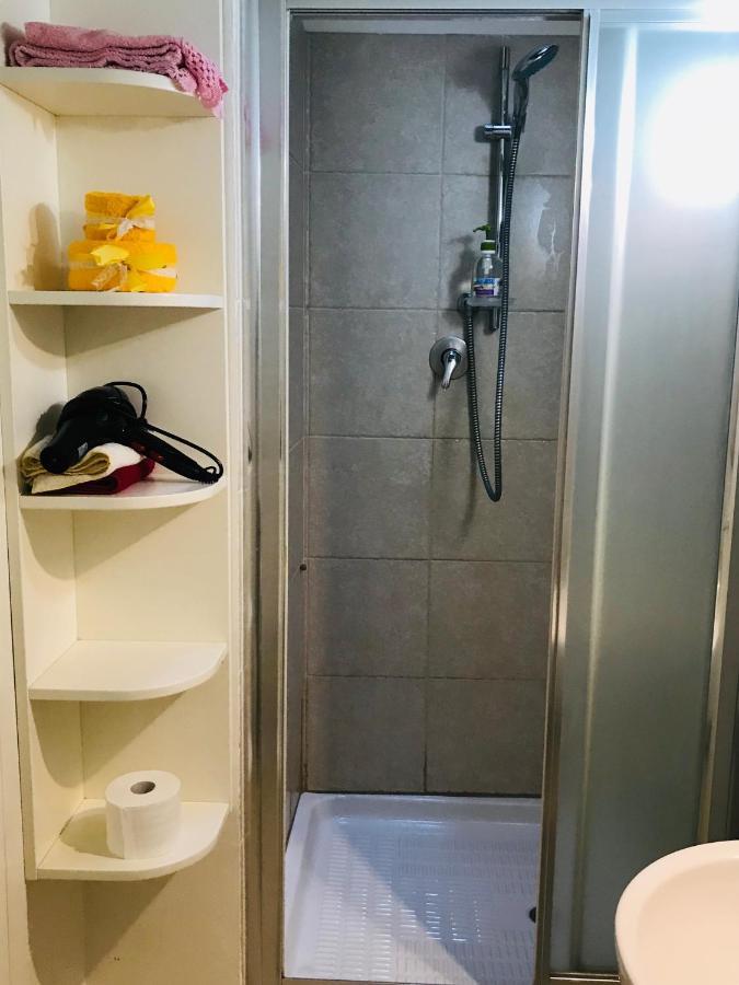 Le Deja Vue Apartment ชิตตา ดิ กัสเตลโล ภายนอก รูปภาพ